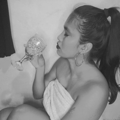 Luc a Romero ヌード女優 写真