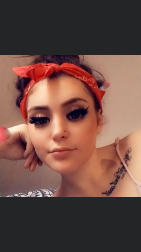 Chea アートモデル 写真