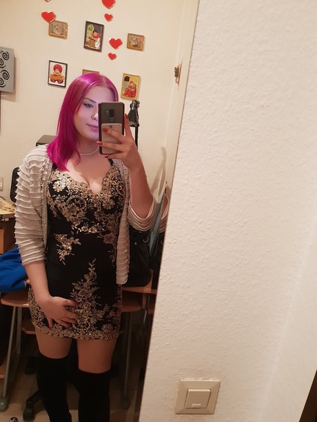 Jesmin 美しいスター 写真