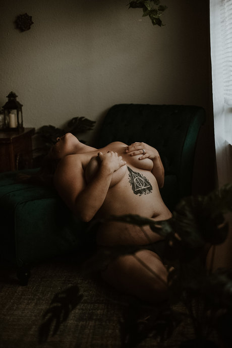 11 11 Make A Wish_ スター 裸 画像