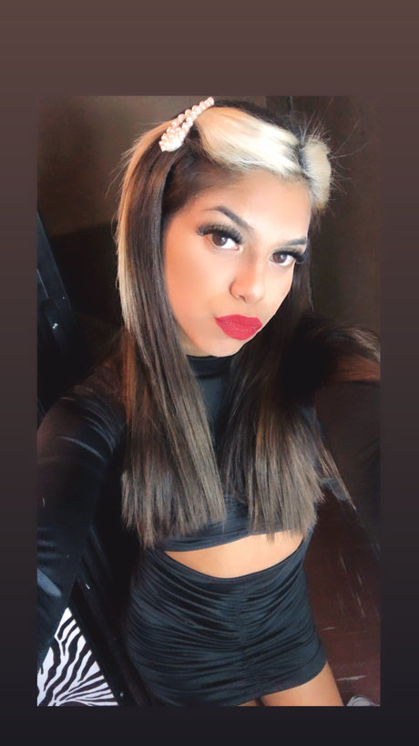 Yael Belen エロティックなモデル 写真