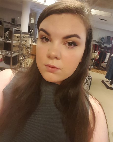 Thegreatgoddess エロティックなスター 画像