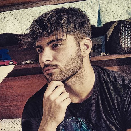 Enrico Buetto ポルノモデル 画像