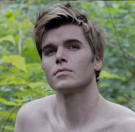 OnisionPrime アート女優 画像