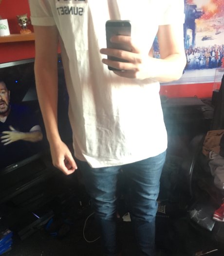 アジア人 BBC オンリーファンズ ヌード 画像