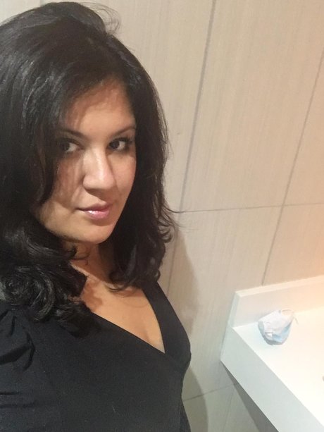 パフィーオンリーファンズ ヌード 写真