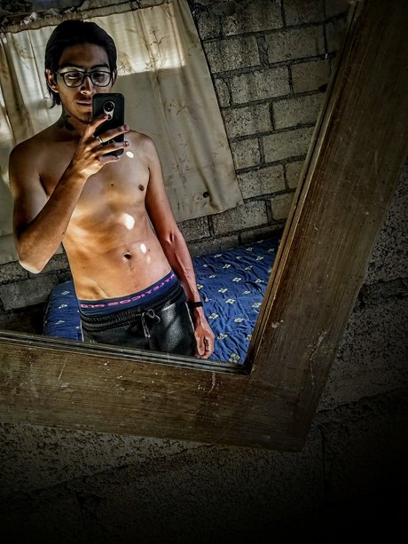 Luis G GR 高品質女優 写真