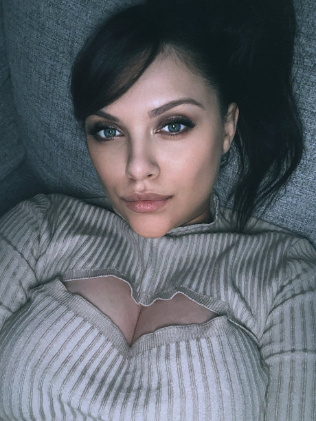 Goddess Bee セックススター 写真