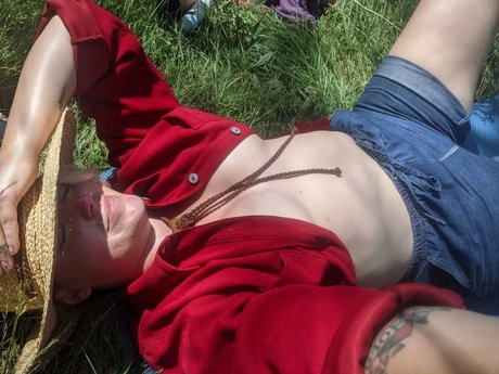 ぽっちゃり黒人OnlyFans ホット裸 ギャラリー