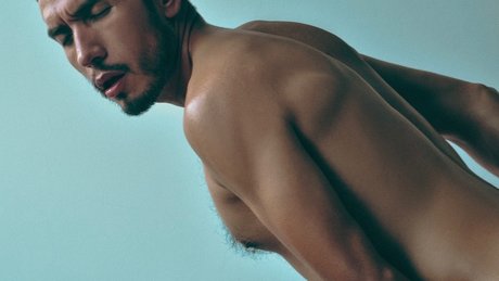 巨乳ブルネットオンリーファンズ 美しいxxx 写真