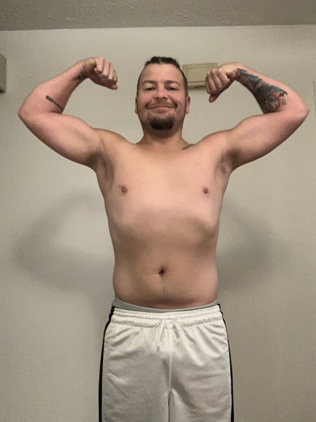 Wyt3mic HDポルノスター 画像