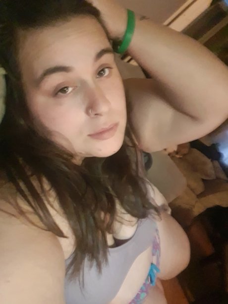 ぽっちゃり 主観視点 OnlyFans 美しいヌード 写真