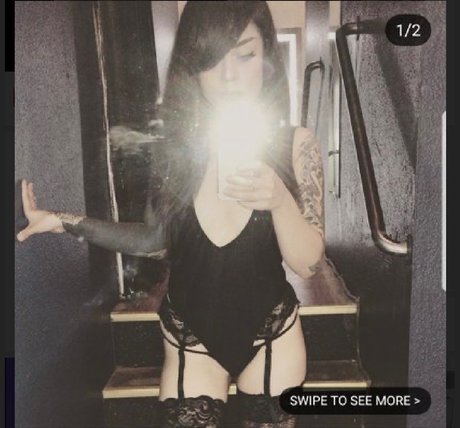 ashley alexandria 美しいスター 写真