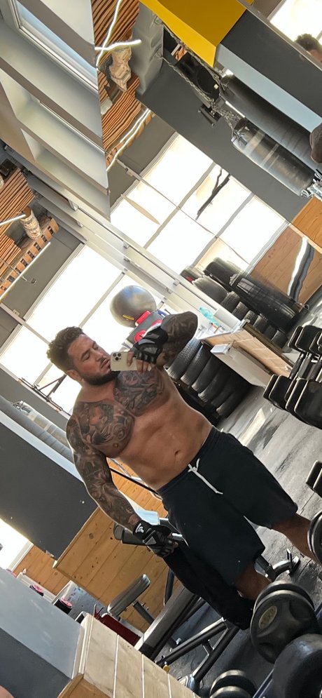 Costa Costa 美しい女優 画像