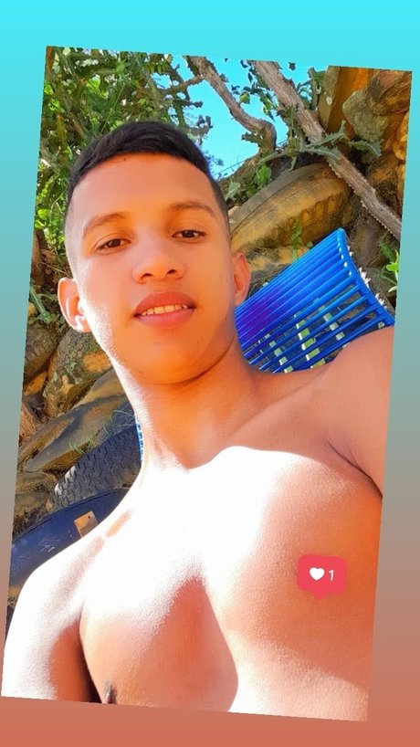 アナル舐めオンリーファンズ ポルノ 画像