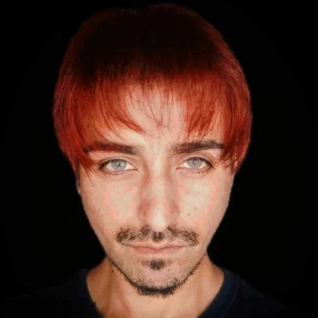 Pab Lynn Holzheier ポルノスター 美しい 写真