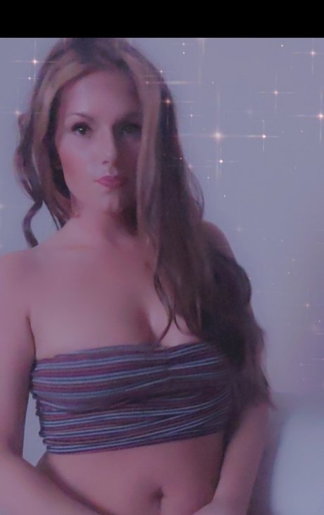 Pamela Hatfield スター ヌード 写真