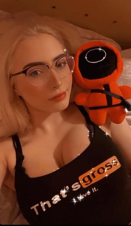 アジア人のティーンの足 オンリーファンズ 無料ポルノ ギャラリー