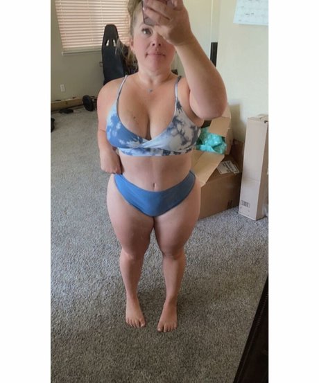 ピアス乳首オンリーファンズ セクシー裸 アーカイブ