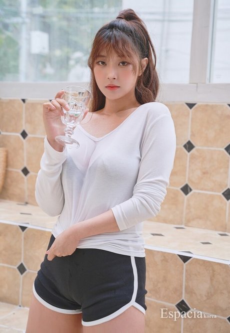 厚い黒檀オンリーファンズ セクシーヌード ギャラリー