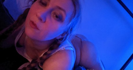 ビデオ通話 オンリーファンズ 美しいxxx 写真