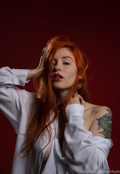 小柄な妻OnlyFans ホットxxx 写真