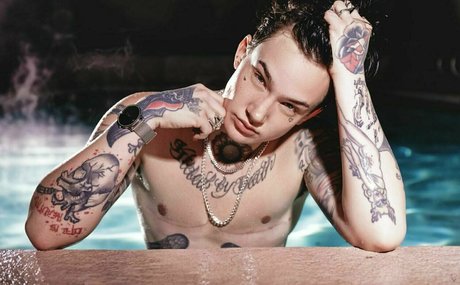 nikkihearts ホット女優 画像