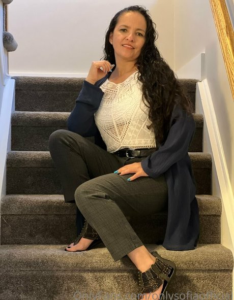 onlysofiaofficial 裸の女優 写真