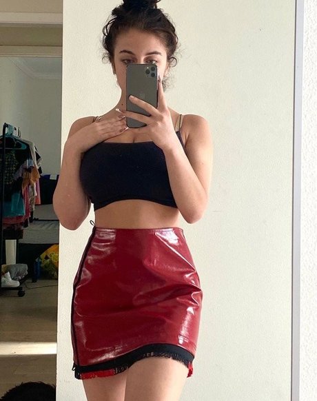 足 熟女 OnlyFans 素敵 写真