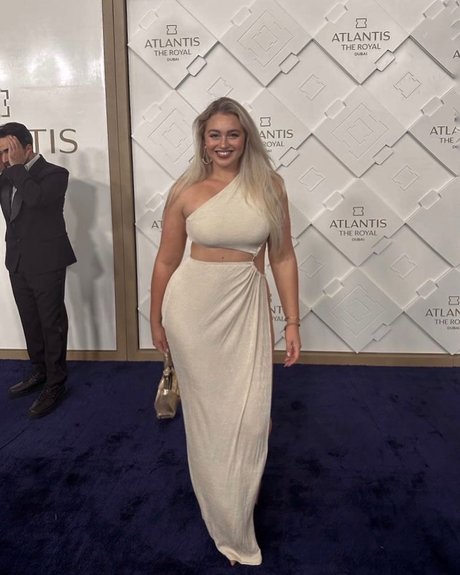 垂れ下がった熟女OnlyFans 無料アダルト 写真