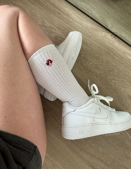 itsaluraye 高品質モデル 画像