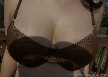 アラブのティーンズオンリーファンズ ポルノ 写真