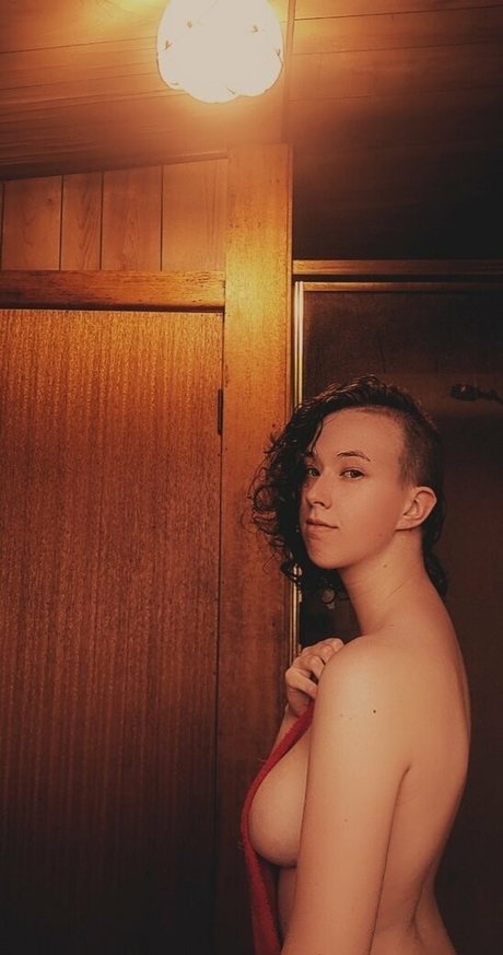 maxxyshy ポルノ女優 画像