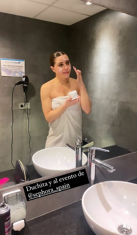 Erika Sanz 限定モデル アーカイブ