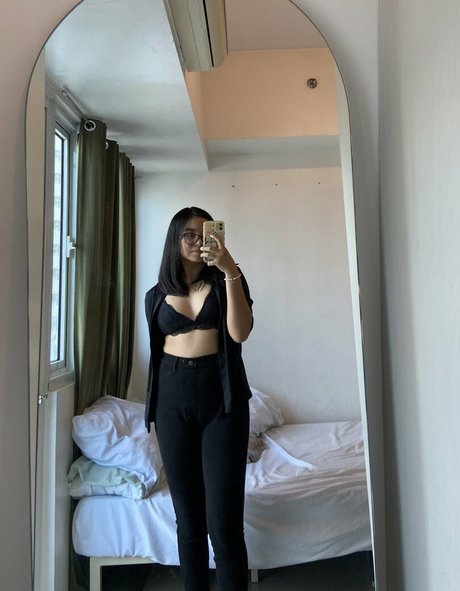 Sugaushi xxxモデル 画像