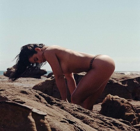 Amy Watchirs かわいいスター 写真