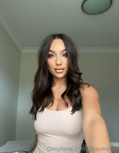 liltashmae 素敵なポルノスター ギャラリー