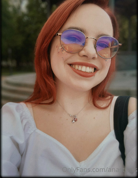 50歳以上のオンリーファンズ 無料裸 画像