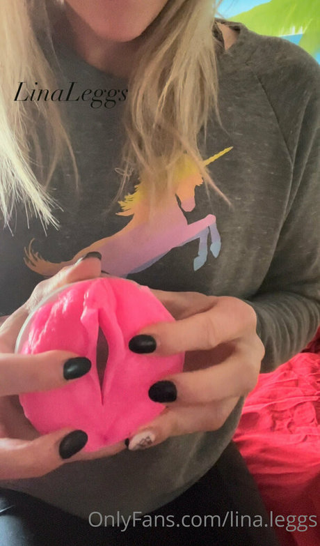 アジアン・エボニー・オンリーファンズ 無料ポルノ アーカイブ