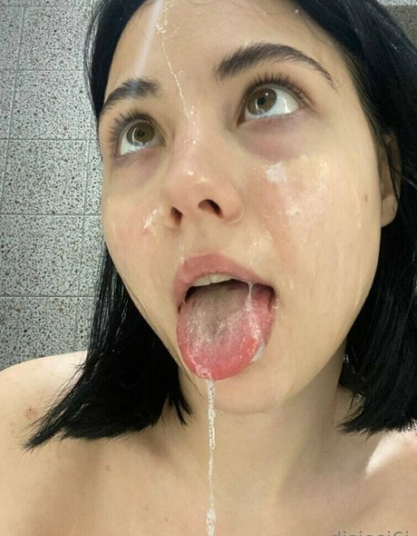 ティーンランジェリーOnlyFans ポルノグラフィック 写真