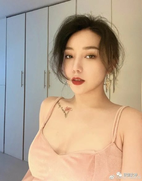 プッシーオンリーファンズ ポルノ ギャラリー