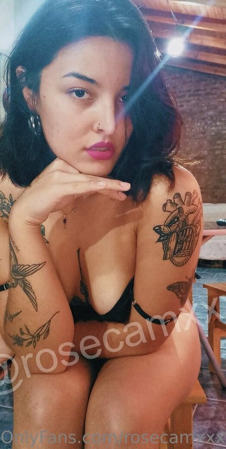 rosecamxxx ヌードモデル 写真