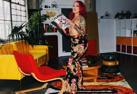 女性フィットネス オンリーファンズ セクシーヌード 写真