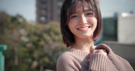 Kuramoto Sumire ポルノモデル 画像