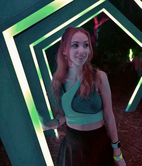 Echochlo 女優 画像