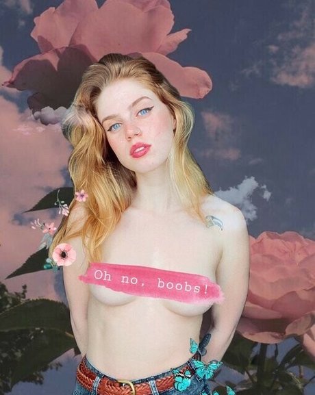 オンリーファンズでのセクスティング ホットヌード 画像