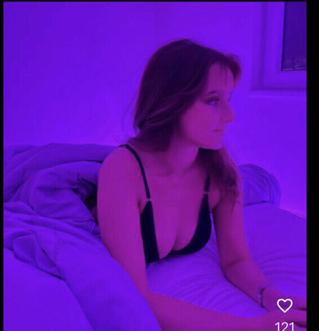 Charlotte Haffner 裸のポルノスター 写真