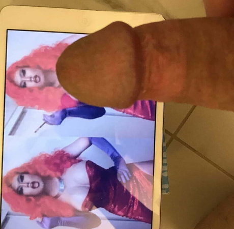 熟女クーガーオンリーファンズ アートヌード ギャラリー