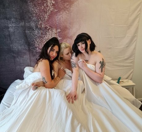 lanawildfree アートポルノスター 写真