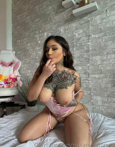 Mulanvuittontv ヌードモデル 画像